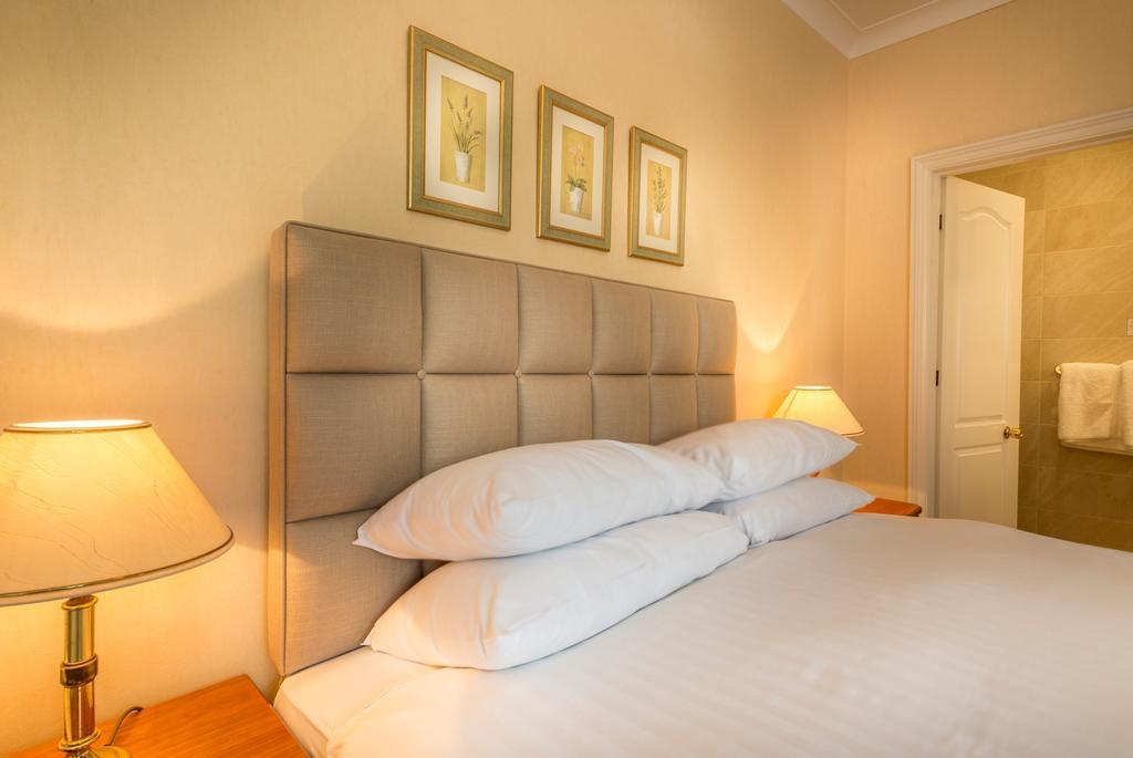 Petwood Hotel Woodhall Spa Quarto foto